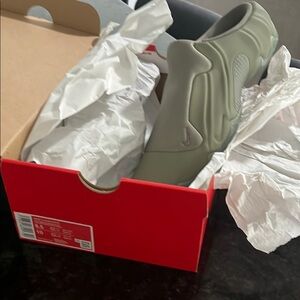 Nike Clogposite